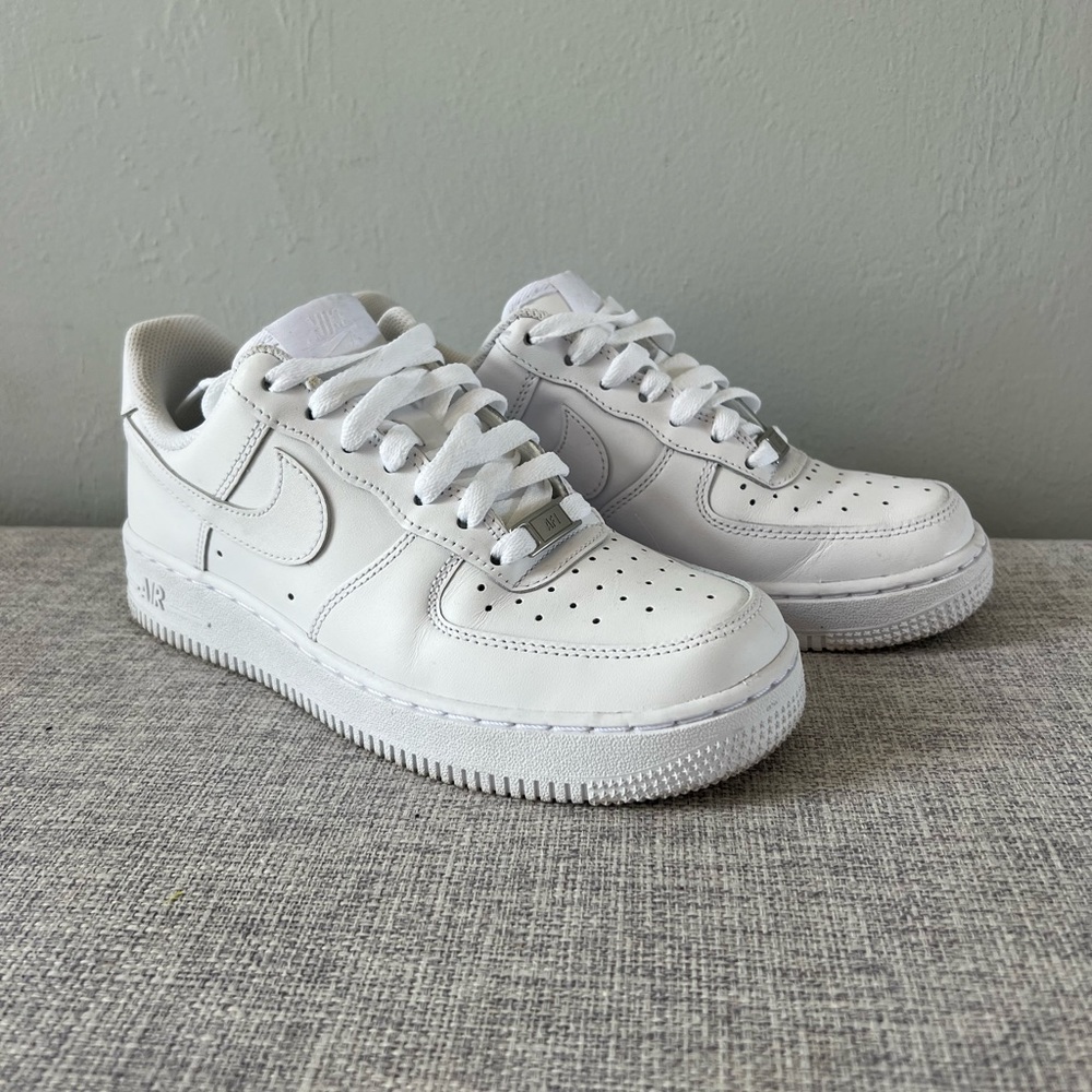 Nike Air Force 1’s worn once